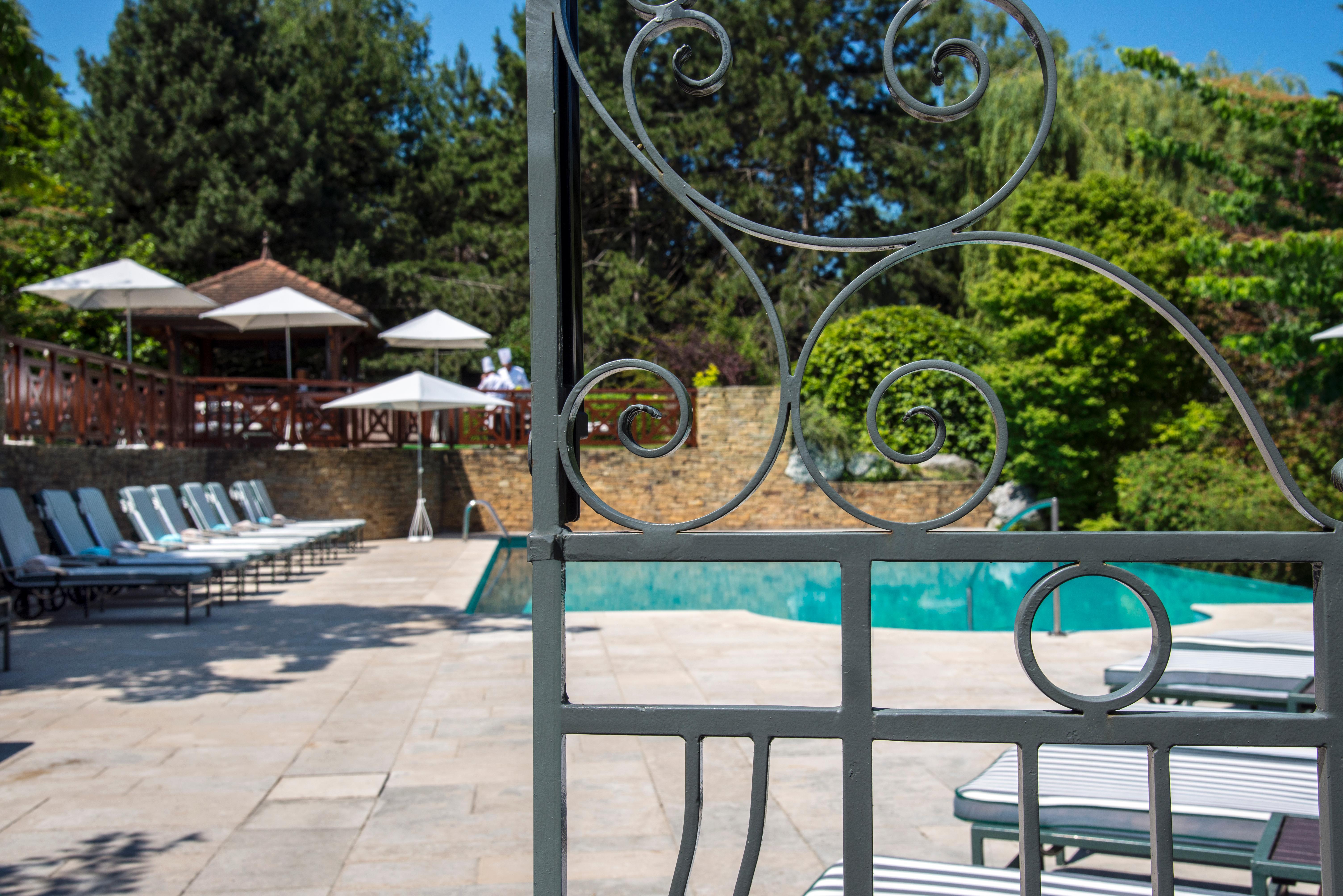Hotel Ermitage Évian-les-Bains Exteriör bild